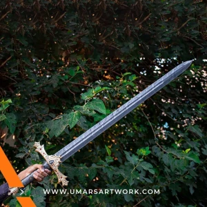 Handmade Damascus Viking sword with unique folded steel patterns, Authentic replica inspired by Norse warrior blades, High-quality Damascus steel sword with detailed hilt, Battle-ready Viking sword with leather-wrapped grip, Display-worthy handcrafted sword with historical Nordic design