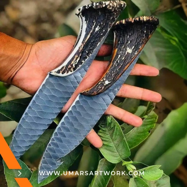 Hunting knife with sharp fixed blade for outdoor use, Designed for skinning, cutting, and survival tasks, High-quality stainless steel blade with rugged finish, Ergonomic handle for a secure and comfortable grip, Durable hunting knife ideal for campers and adventurers