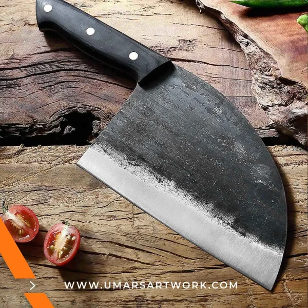 Kitchen knife with sharp stainless steel blade for everyday cooking, Ideal for chopping, slicing, and dicing ingredients, Ergonomic handle for safe and comfortable grip, High-quality kitchen knife designed for home chefs, Durable and reliable tool for all food preparation tasks