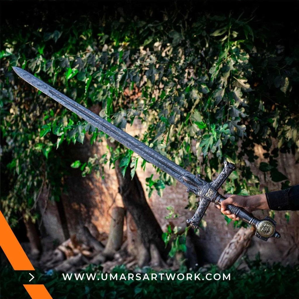 Medieval sword replica with classic double-edged blade design, Inspired by European knights and historical warfare, High-quality sword with crossguard and leather grip, Battle-ready medieval replica with forged steel finish, Display-worthy collectible sword from the Middle Ages