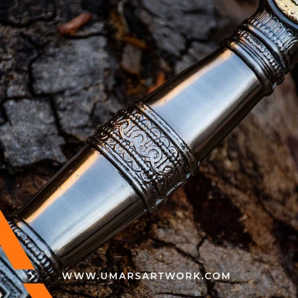 Medieval sword replica with classic double-edged blade design, Inspired by European knights and historical warfare, High-quality sword with crossguard and leather grip, Battle-ready medieval replica with forged steel finish, Display-worthy collectible sword from the Middle Ages