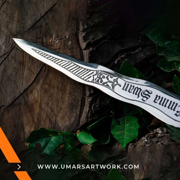 Once Upon a Time Excalibur sword replica with magical rune engravings, Inspired by the legendary sword from the TV series, High-quality Excalibur replica with dark elegant design, Fantasy sword with detailed hilt and mystical blade, Display-worthy sword collectible for fans of Once Upon a Time