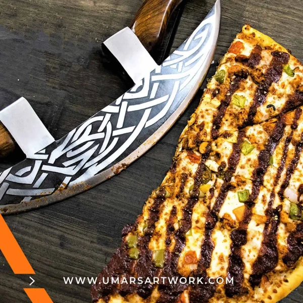 Pizza axe with fun and unique axe-shaped blade design, Stainless steel cutting edge perfect for slicing pizzas with ease, Ergonomic handle for comfortable and safe use, Novelty kitchen tool combining function and style, High-quality pizza cutter shaped like a miniature battle axe