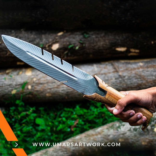 Stainless steel hunting knife with sharp edge